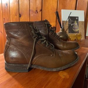 8.5 - Frye - Brown Leather Boots - Narrow fit